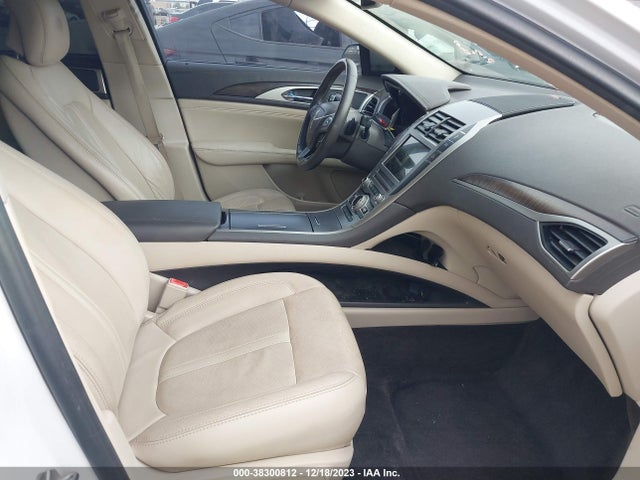 3LN6L5EC1HR627492 Lincoln MKZ