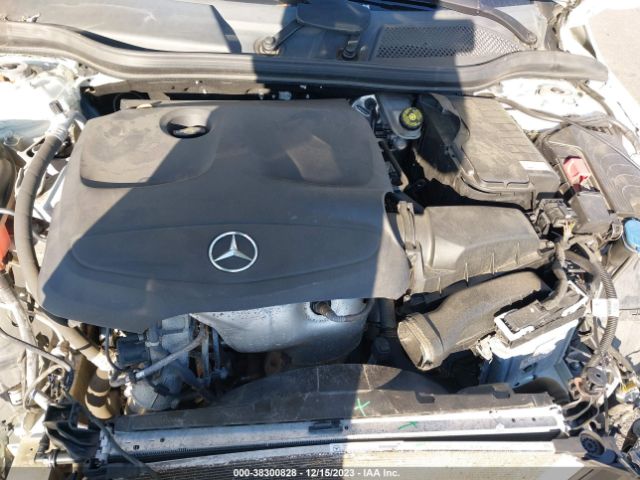 2016 MERCEDES-BENZ CLA 250 WDDSJ4GB5GN310202 Photo 9