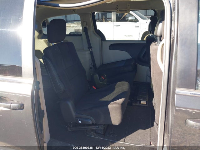 2011 DODGE GRAND CARAVAN CREW VIN: 2D4RN5DG0BR661990