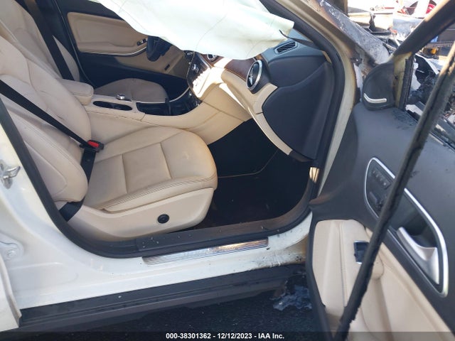 Mercedes-Benz GLA 250 2015 WDCTG4EB4FJ128460 Image 5
