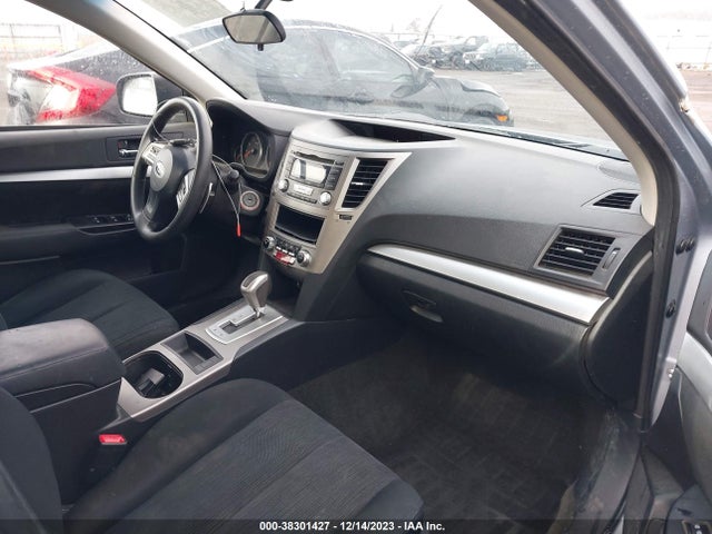 Subaru Outback 2.5i 2014 4S4BRBAC8E3240367 Image 5