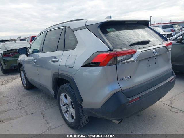 2021 TOYOTA RAV4 XLE VIN: 2T3W1RFV2MW114601