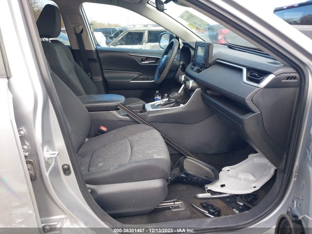 2021 TOYOTA RAV4 XLE VIN: 2T3W1RFV2MW114601