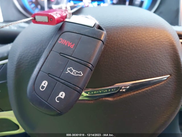 2C3CCAAGXKH679297 Chrysler 300 Touring