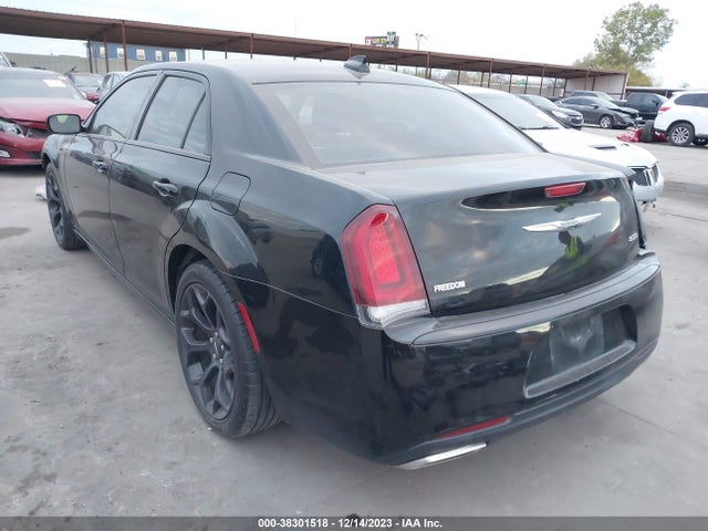 2C3CCAAGXKH679297 Chrysler 300 Touring