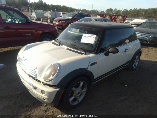 2004 MINI COOPER WMWRC33484TJ63382 Photo 1