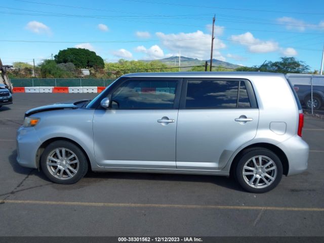 JTLZE4FE0FJ081852 Scion Xb 686 Parklan Edition/base A4/base M5