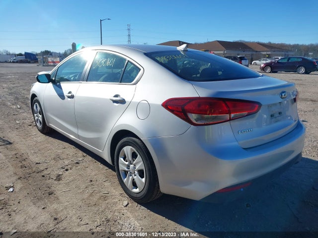 2017 KIA FORTE LX VIN: 3KPFL4A72HE150344