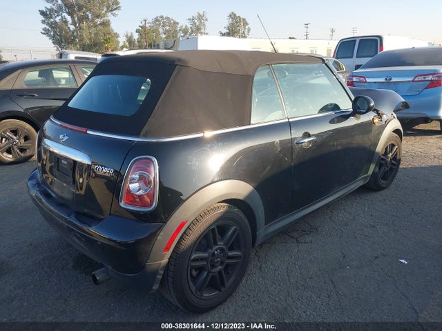 2015 MINI CONVERTIBLE WMWZN3C56FT861706 Photo 3