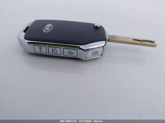 KIA SOUL LX 2020 KNDJ23AU5L7731214 Image 11