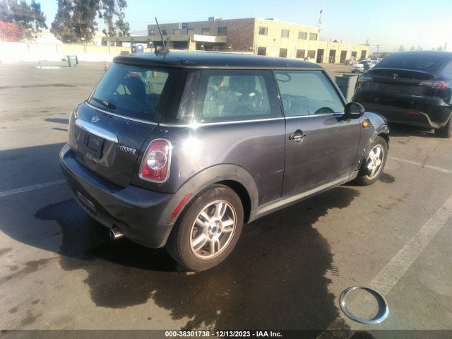 2012 MINI COOPER WMWSU3C52CT255285 Photo 3