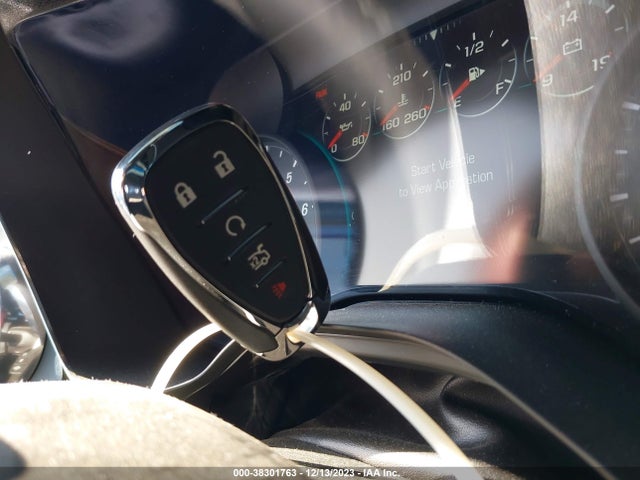 Chevrolet CAMARO 2SS 2018 1G1FG1R70J0150499 Image 11
