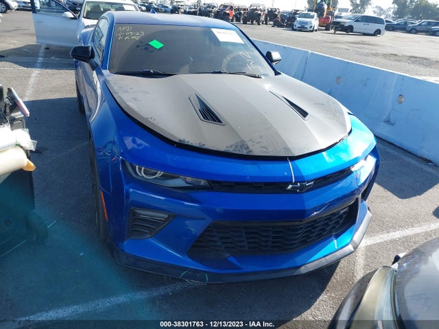 Chevrolet CAMARO 2SS 2018 1G1FG1R70J0150499 Image 12