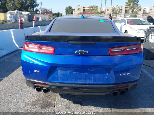 Chevrolet CAMARO 2SS 2018 1G1FG1R70J0150499 Image 16
