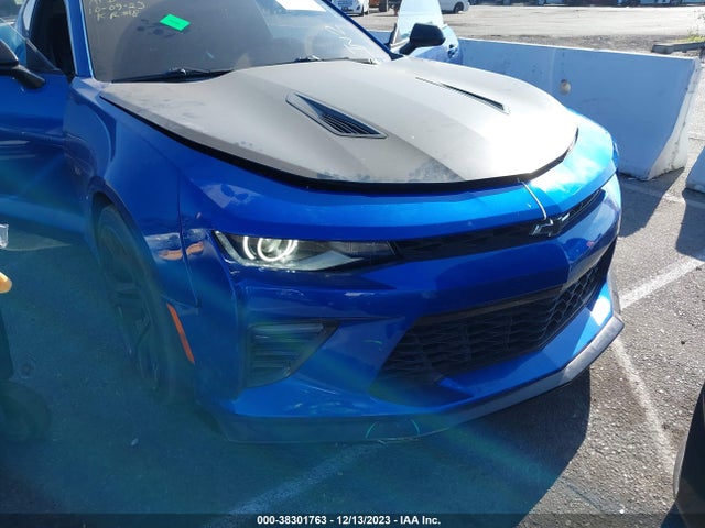 Chevrolet CAMARO 2SS 2018 1G1FG1R70J0150499 Image 6
