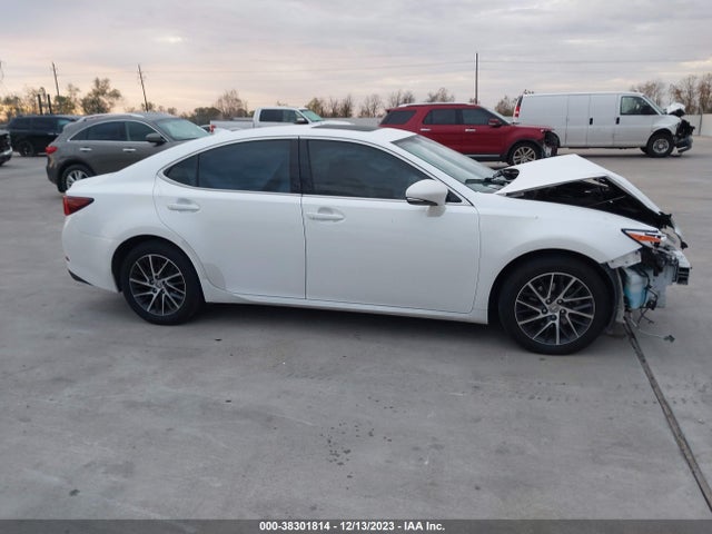 Lexus ES 350 2016 JTHBK1GG9G2211478 Image 13