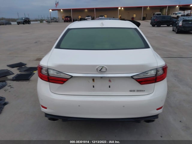 Lexus ES 350 2016 JTHBK1GG9G2211478 Image 16