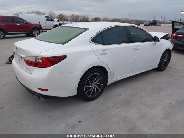Lexus ES 350 2016 JTHBK1GG9G2211478 Image 4