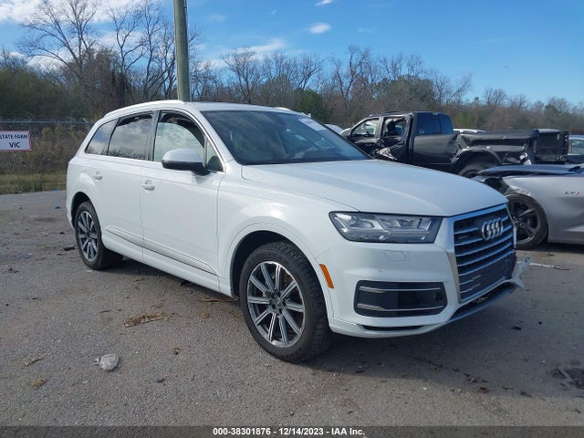 2017 AUDI Q7 3.0T PREMIUM VIN: WA1LAAF7XHD031971