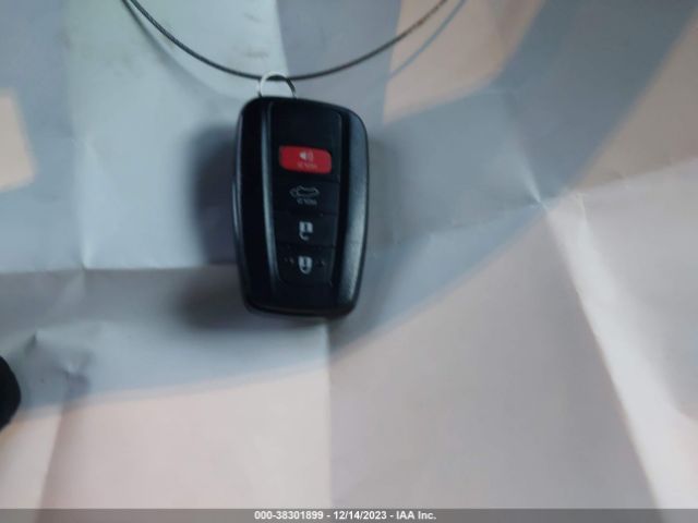 Toyota Highlander Xle 2022 5TDGZRBH8NS582400 Image 11