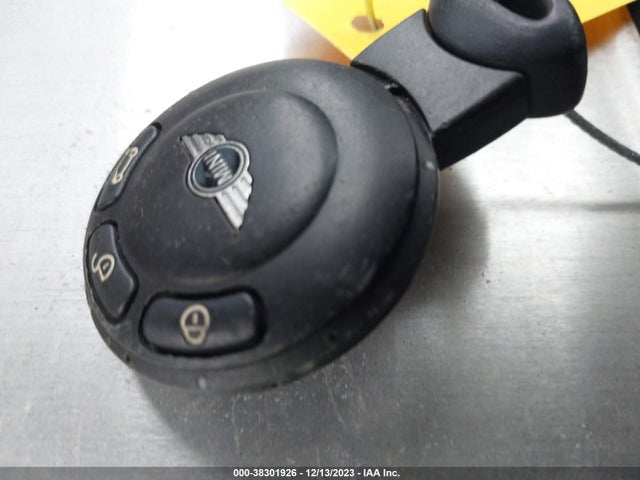 2012 MINI COOPER S WMWSV3C51CT385250 Photo 10