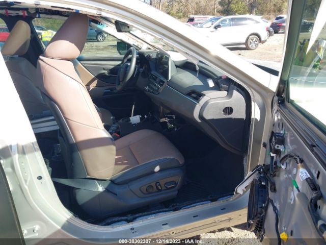 58ADZ1B14PU150249 Lexus ES 350