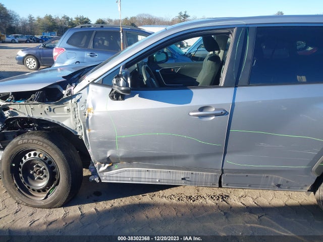 Toyota RAV4 LE 2022 2T3F1RFV1NC305624 Image 14