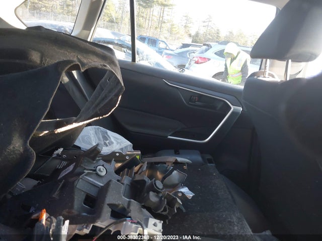 Toyota RAV4 LE 2022 2T3F1RFV1NC305624 Image 8