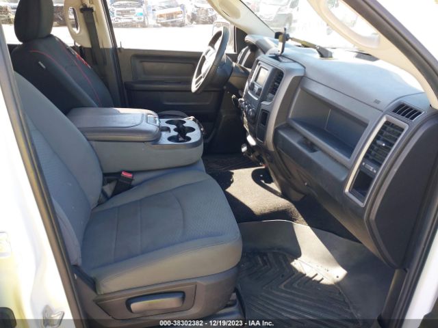RAM 1500 Classic Tradesman  4x2 6'4 Box 2019 1C6RR6FT3KS692741 Image 5