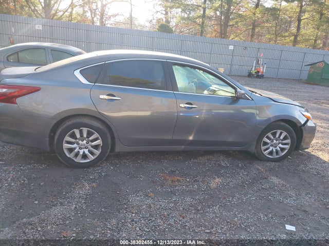 Nissan Altima 2.5 S 2018 1N4AL3AP8JC285349 Image 13