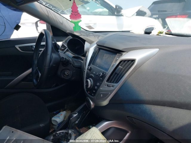 KMHTC6AD1HU306780 Hyundai Veloster
