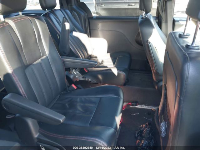 2C4RDGEG2KR747943 Dodge Grand Caravan Gt