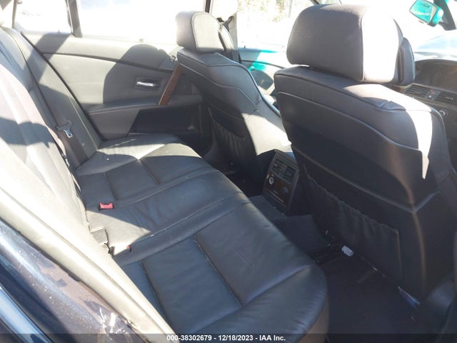 2007 BMW 530XIT VIN: WBANN73527CN03929