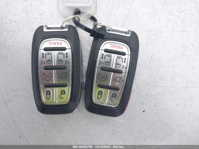 2C4RC1CG6PR576852 Chrysler Voyager Lx