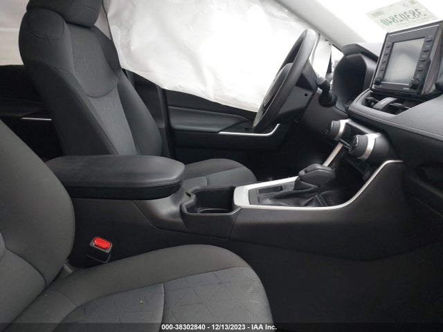 2022 TOYOTA RAV4 XLE VIN: 2T3W1RFV2NW190384