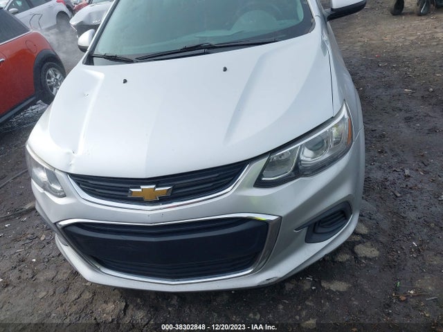 Chevrolet Sonic Ls Auto 2017 1G1JB5SH2H4146119 Image 12