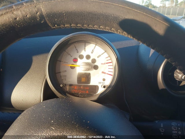 2014 MINI COUNTRYMAN WMWZC5C54EWM18453 Photo 6
