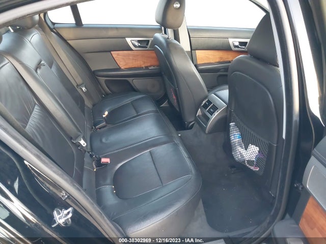 2010 JAGUAR XF SAJWA0FA8AHR54619 Photo 7