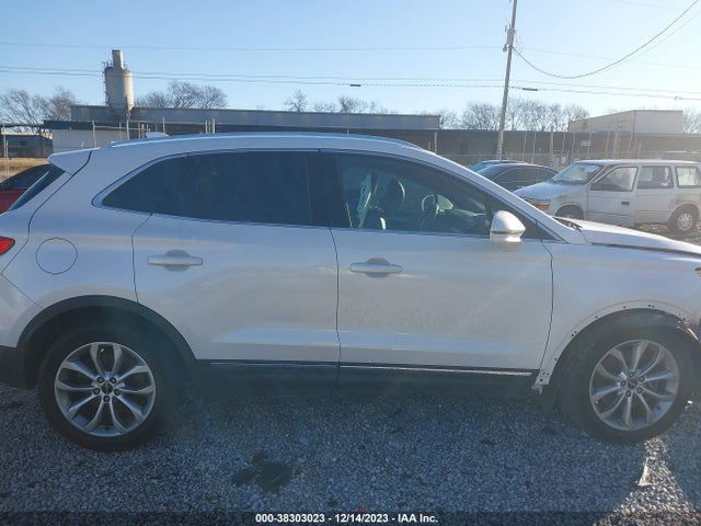 2017 LINCOLN MKC SELECT VIN: 5LMCJ2C9XHUL12131