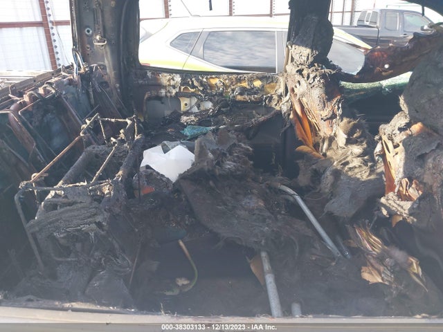 5TFHW5F13HX632461 Toyota Tundra Limited 5.7l V8