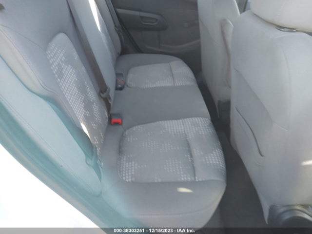 Chevrolet Sonic Ls Auto 2016 1G1JA6SH6G4146888 Image 8