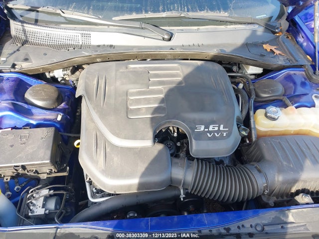 Chrysler 300 Touring 2019 2C3CCAAG3KH610225 Image 10