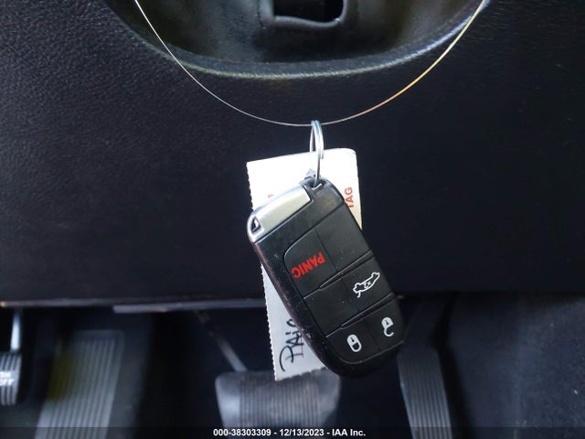 Chrysler 300 Touring 2019 2C3CCAAG3KH610225 Image 11