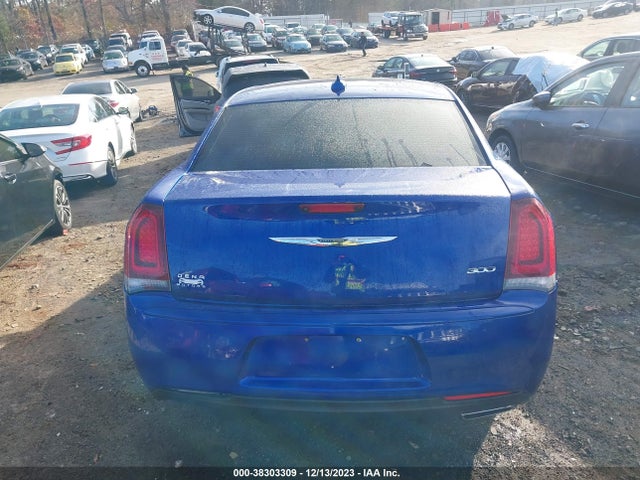 Chrysler 300 Touring 2019 2C3CCAAG3KH610225 Image 17