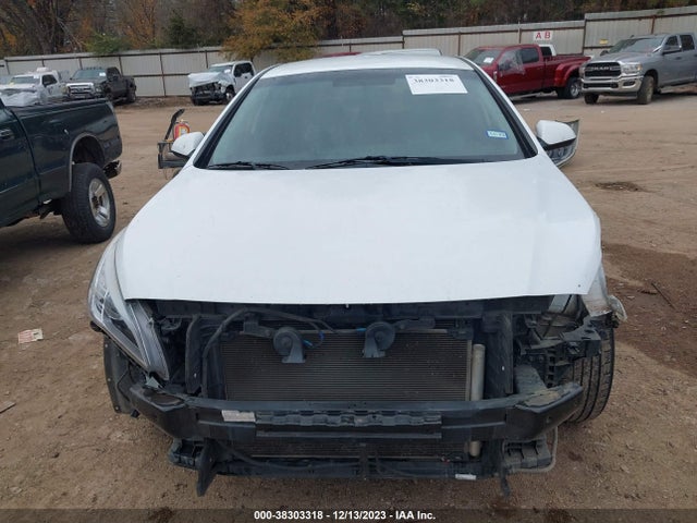 Hyundai SONATA SE 2015 5NPE24AF0FH143021 Image 13