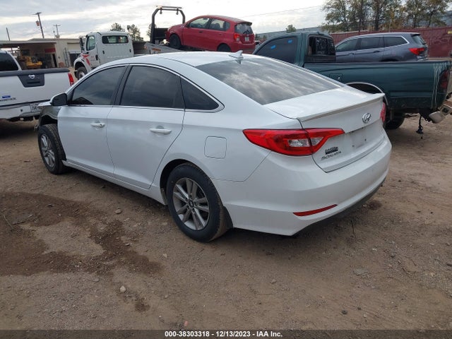 Hyundai SONATA SE 2015 5NPE24AF0FH143021 Image 3
