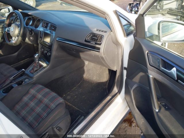 2017 VOLKSWAGEN GOLF GTI 3VW4T7AU2HM076411 Photo 4