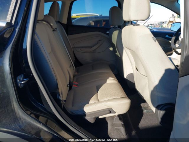 1FMCU9GD2HUE00818 Ford ESCAPE SE