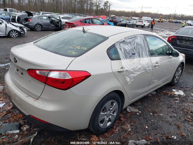 KIA FORTE LX 2015 KNAFK4A69F5373500 Image 4