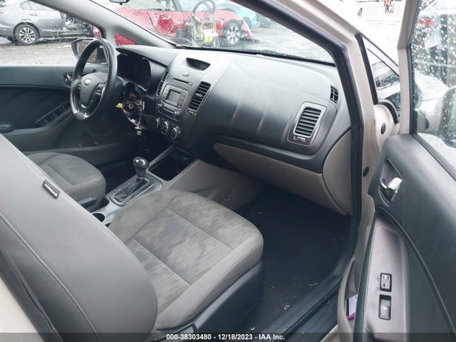 KIA FORTE LX 2015 KNAFK4A69F5373500 Image 5